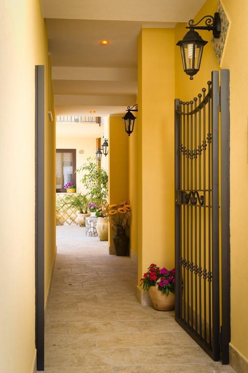 Appartamenti Il Patio Сан-Віто-Ло-Капо Екстер'єр фото